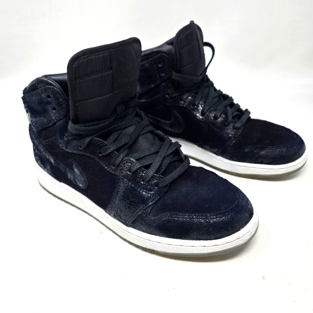 Nike Air Jordan 1 Retro High Heiress Black Suede GS 832596-001 Size‎ 7Y No Box.